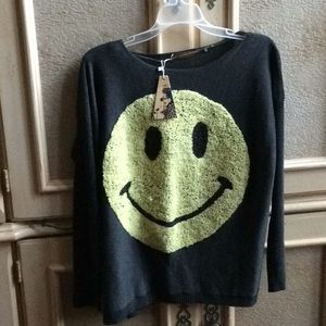 NWT size medium sweater!